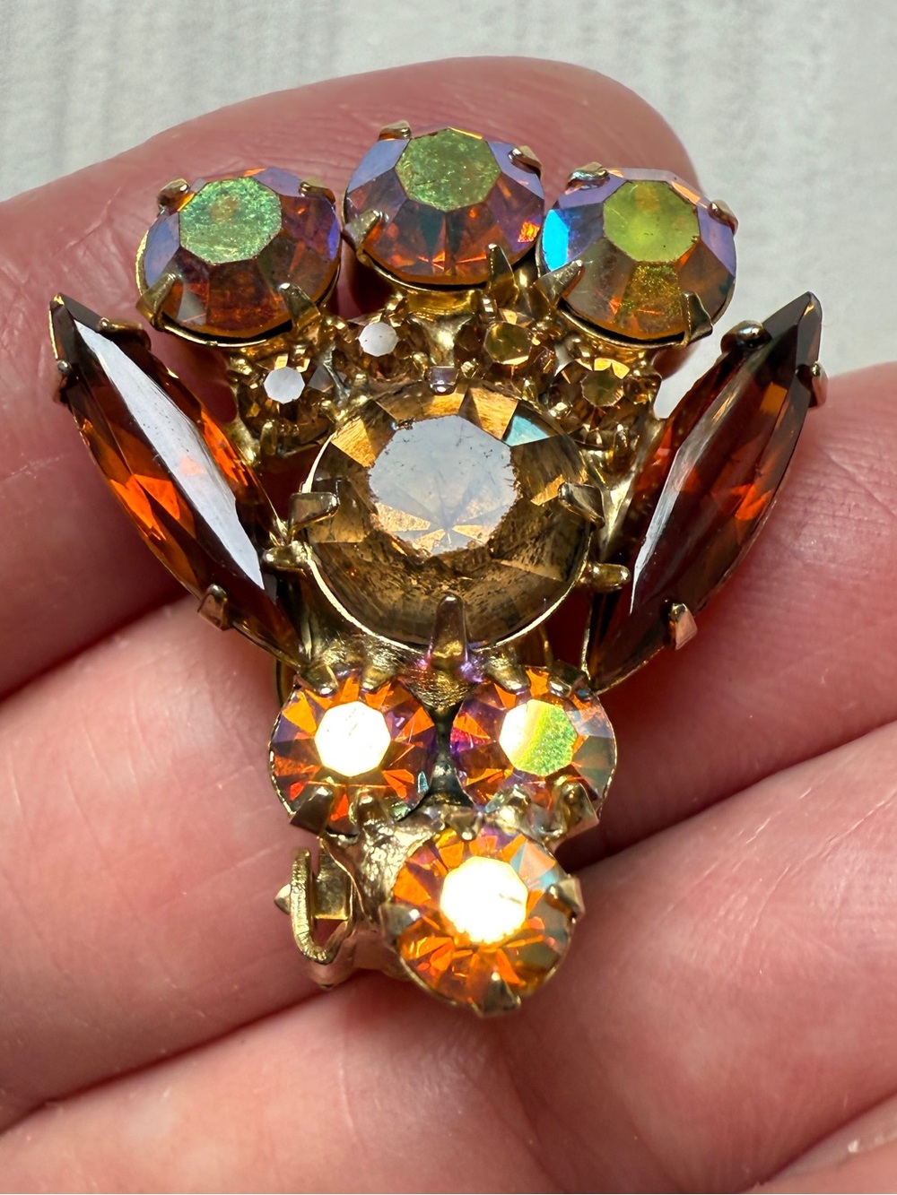 Juliana ? Clip-on Earring Single Match/ Aurora Borealis Rhinestone Harvesting